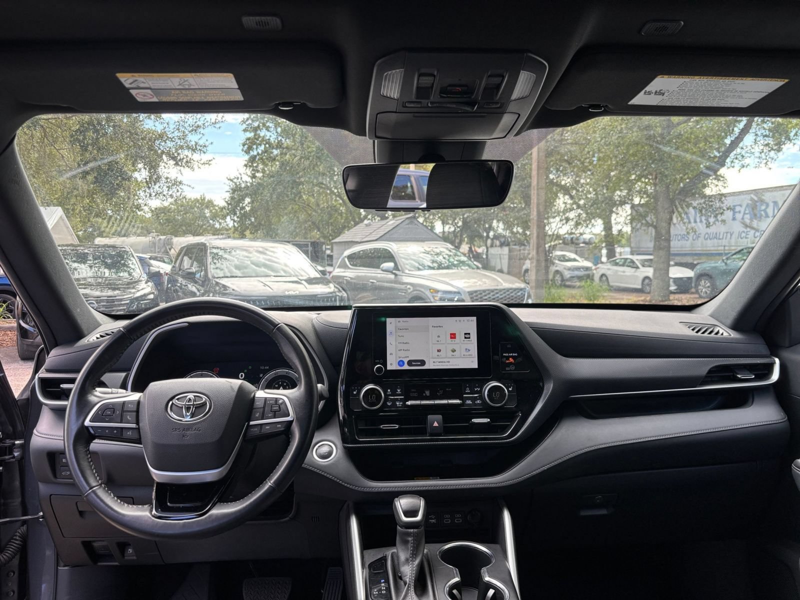 Thumbnail: 2025 Toyota Highlander - 35