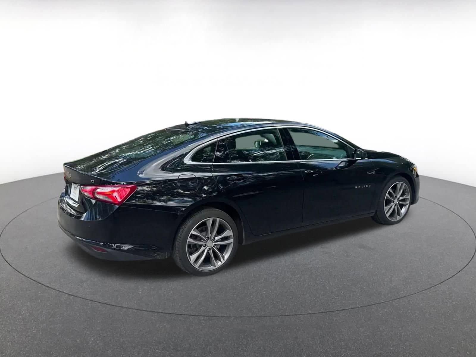 Thumbnail: 2024 Chevrolet Malibu - 15