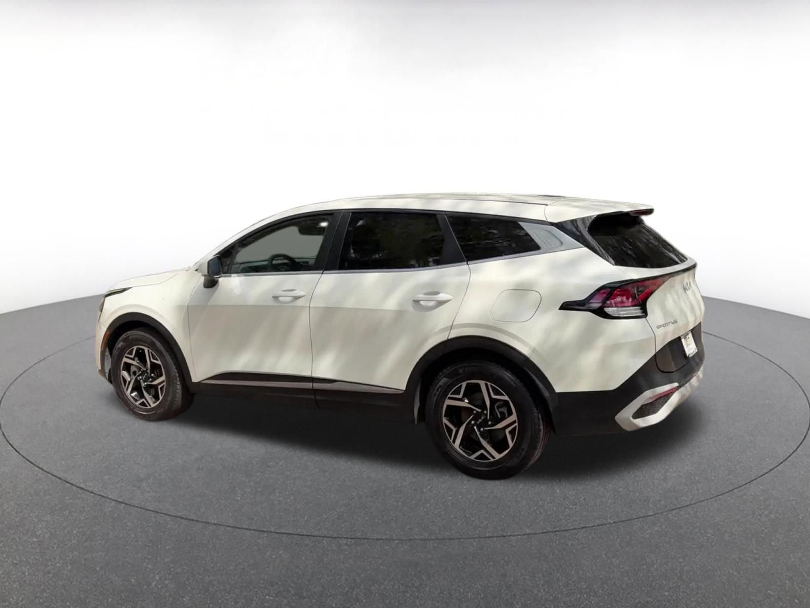 Thumbnail: 2024 Kia Sportage - 10