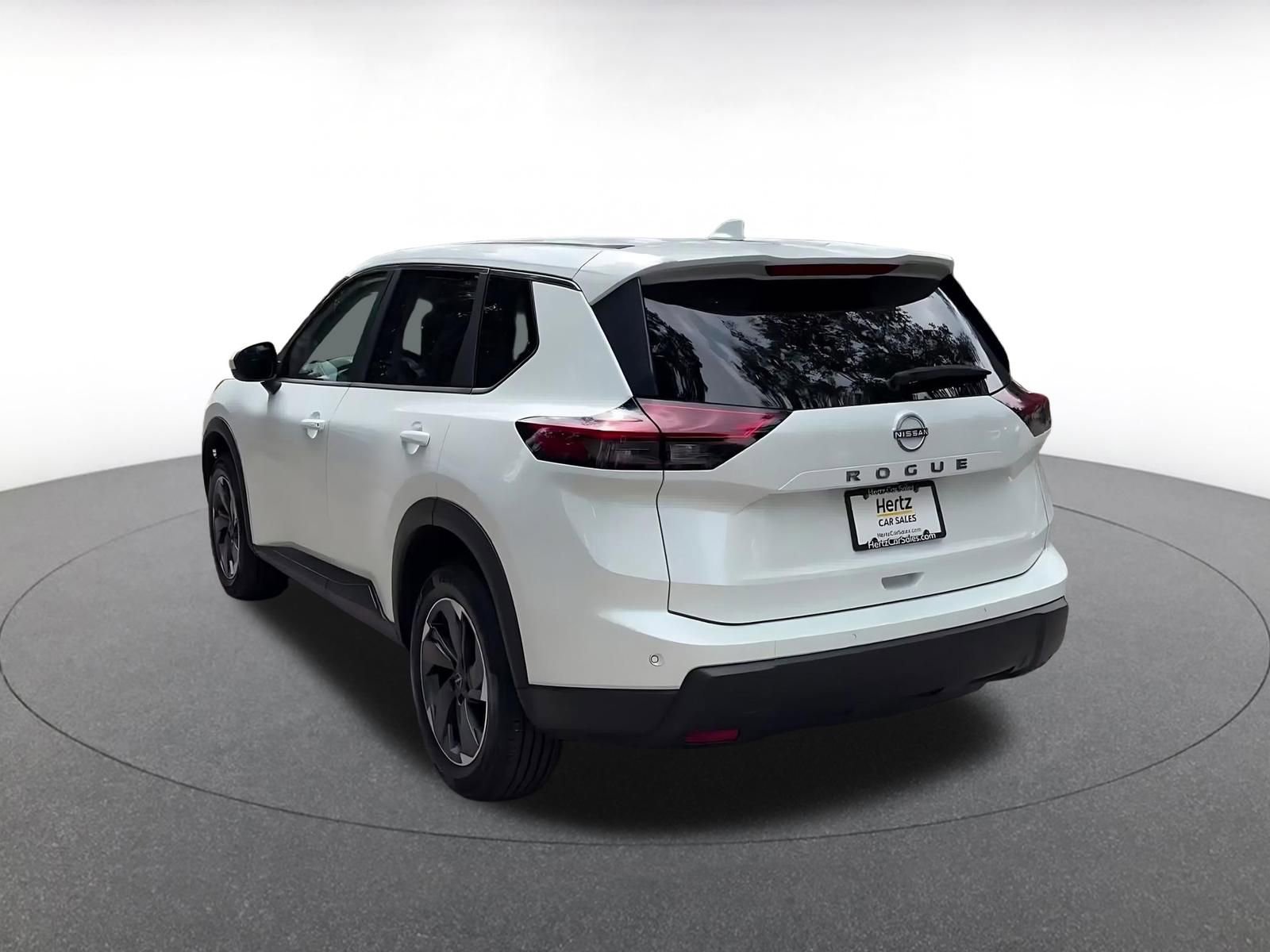 Thumbnail: 2025 Nissan Rogue - 11