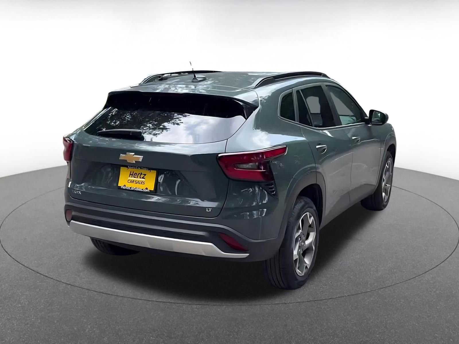 Thumbnail: 2025 Chevrolet Trax - 14