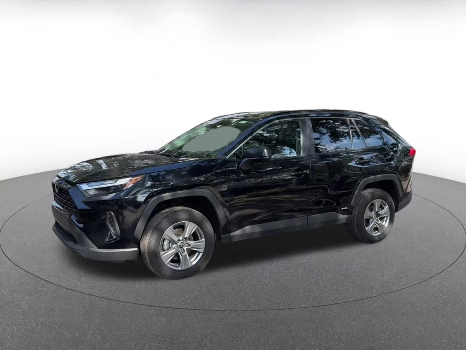 Thumbnail: 2025 Toyota RAV4 - 8