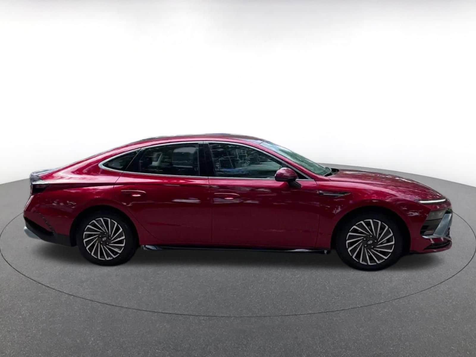 Thumbnail: 2025 Hyundai Sonata - 16