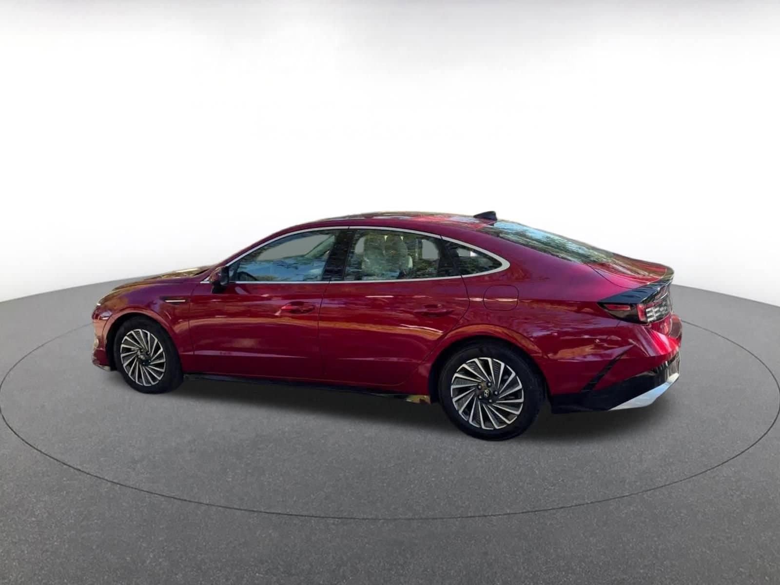 Thumbnail: 2025 Hyundai Sonata - 10
