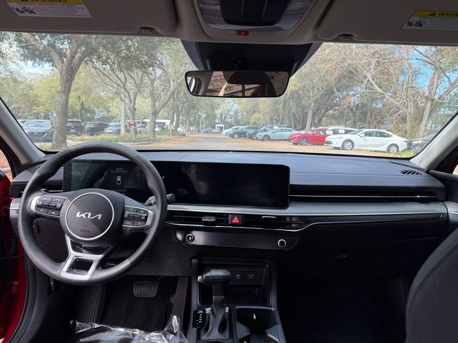 Thumbnail: 2025 Kia K5 - 29