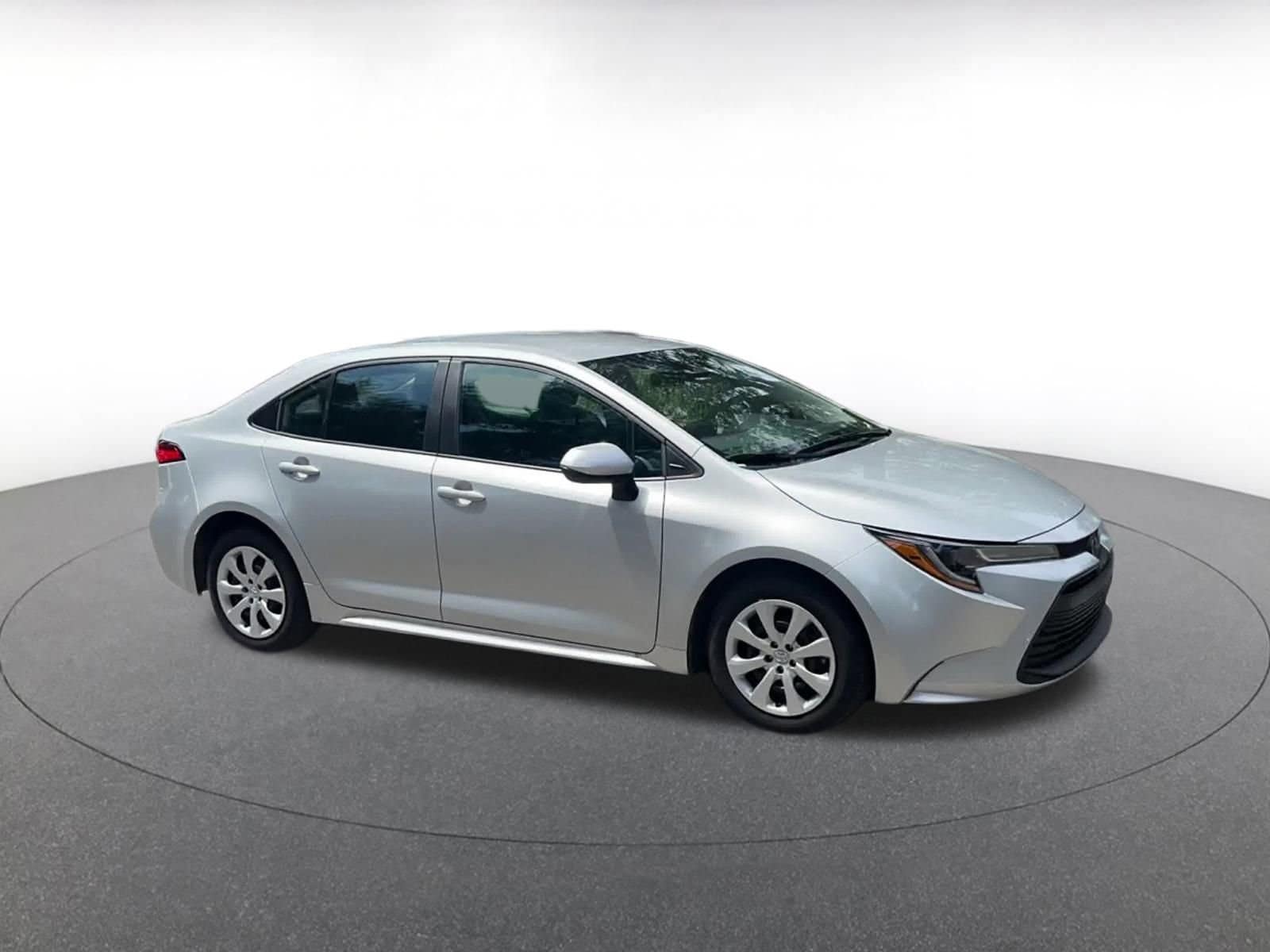 Thumbnail: 2025 Toyota Corolla - 2