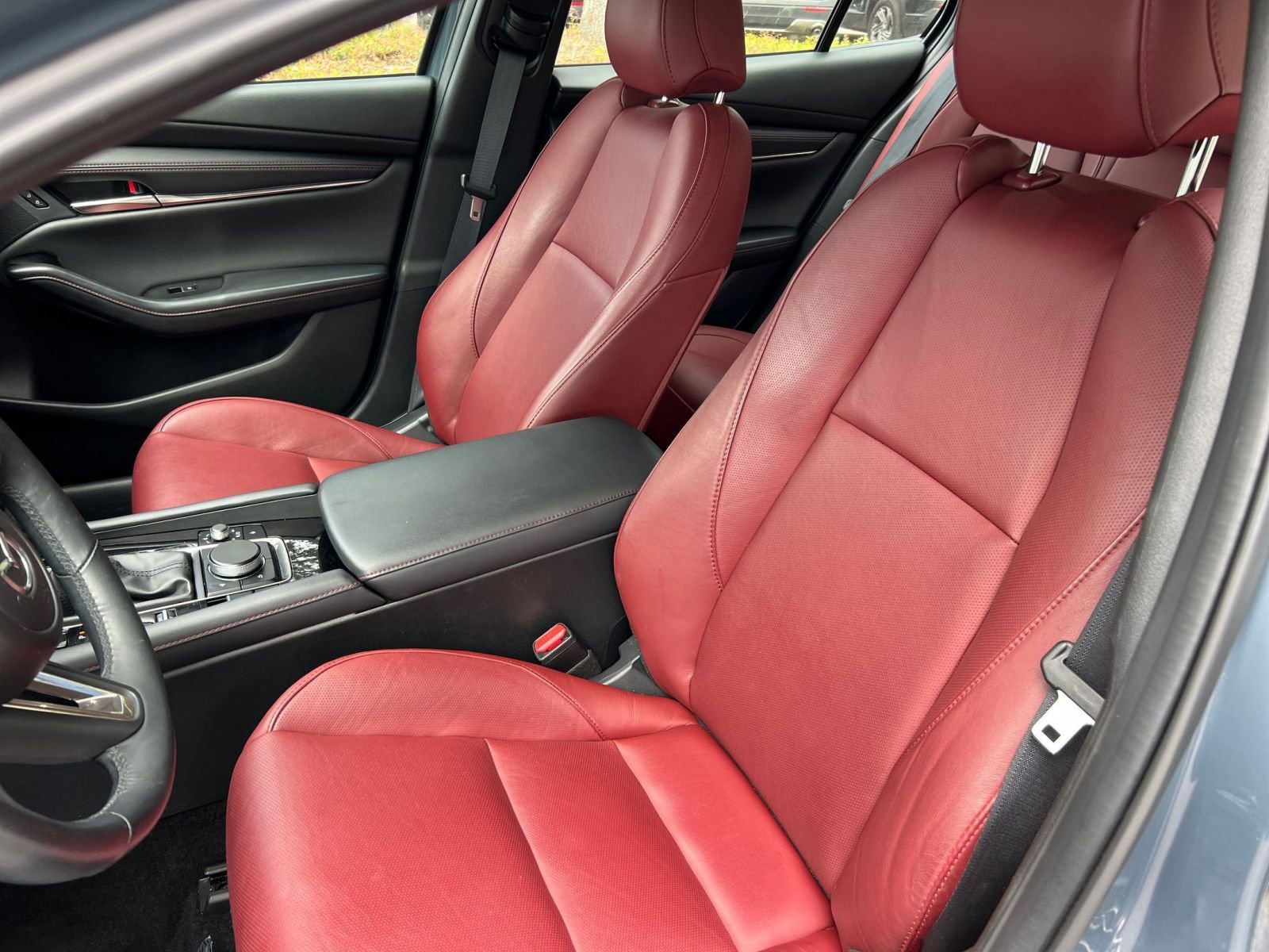 Thumbnail: 2025 Mazda Mazda3 - 30