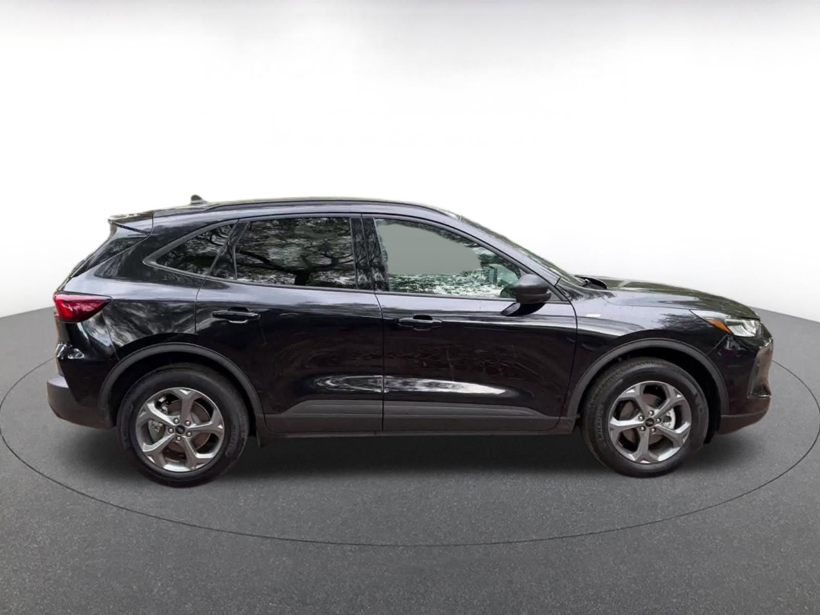 Thumbnail: 2025 Ford Escape - 16