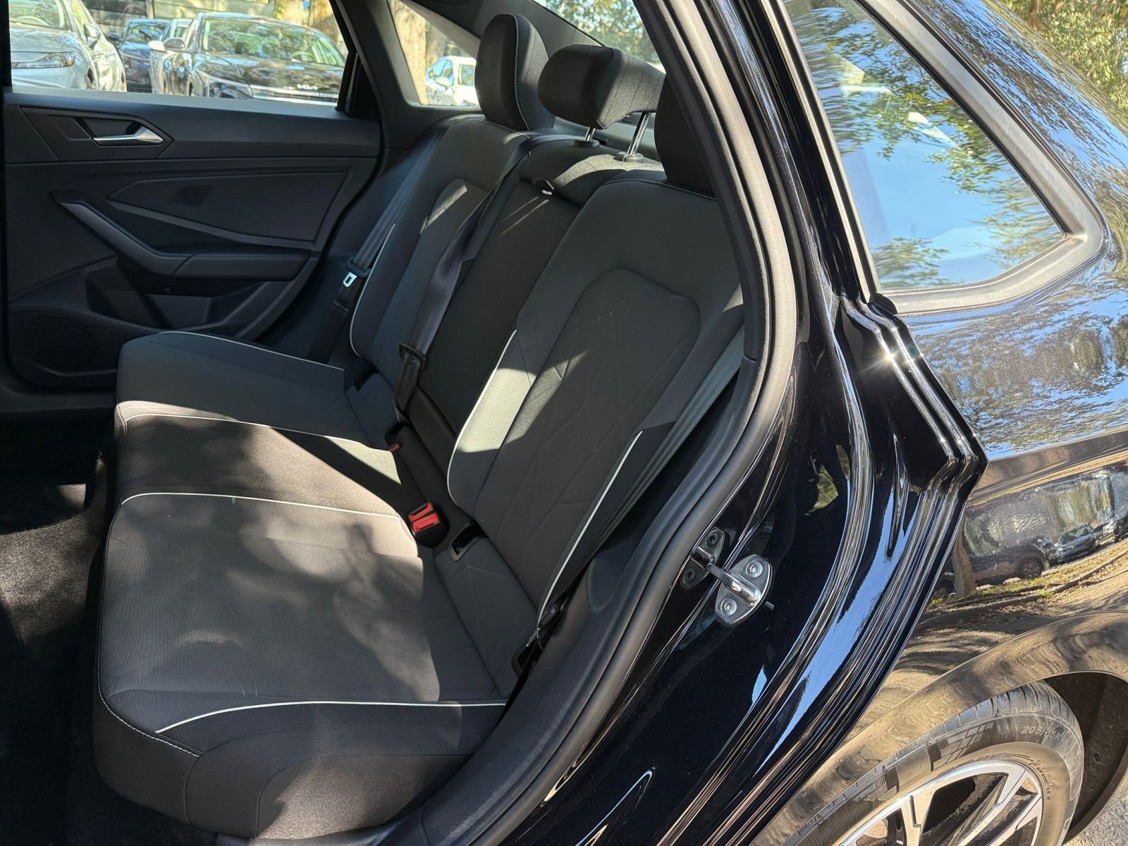 Thumbnail: 2025 Volkswagen Jetta - 34