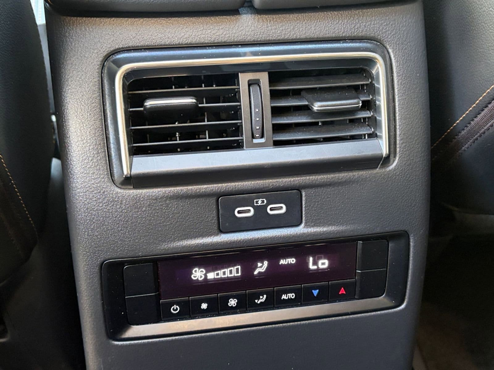 Thumbnail: 2025 Mazda CX-70 - 17