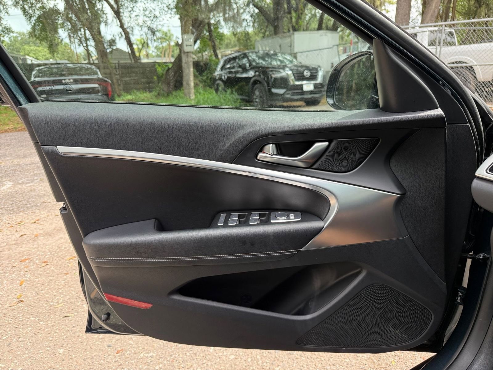 Thumbnail: 2025 Genesis G70 - 18