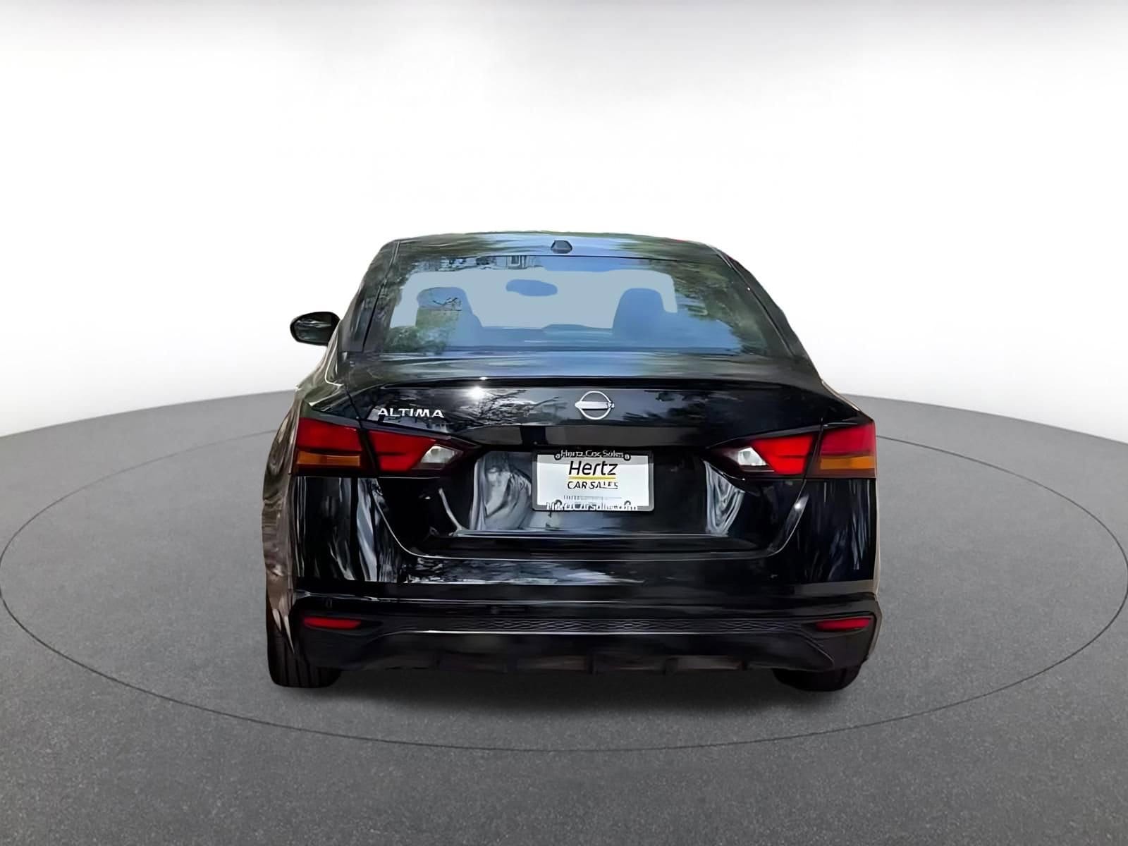 Thumbnail: 2025 Nissan Altima - 12