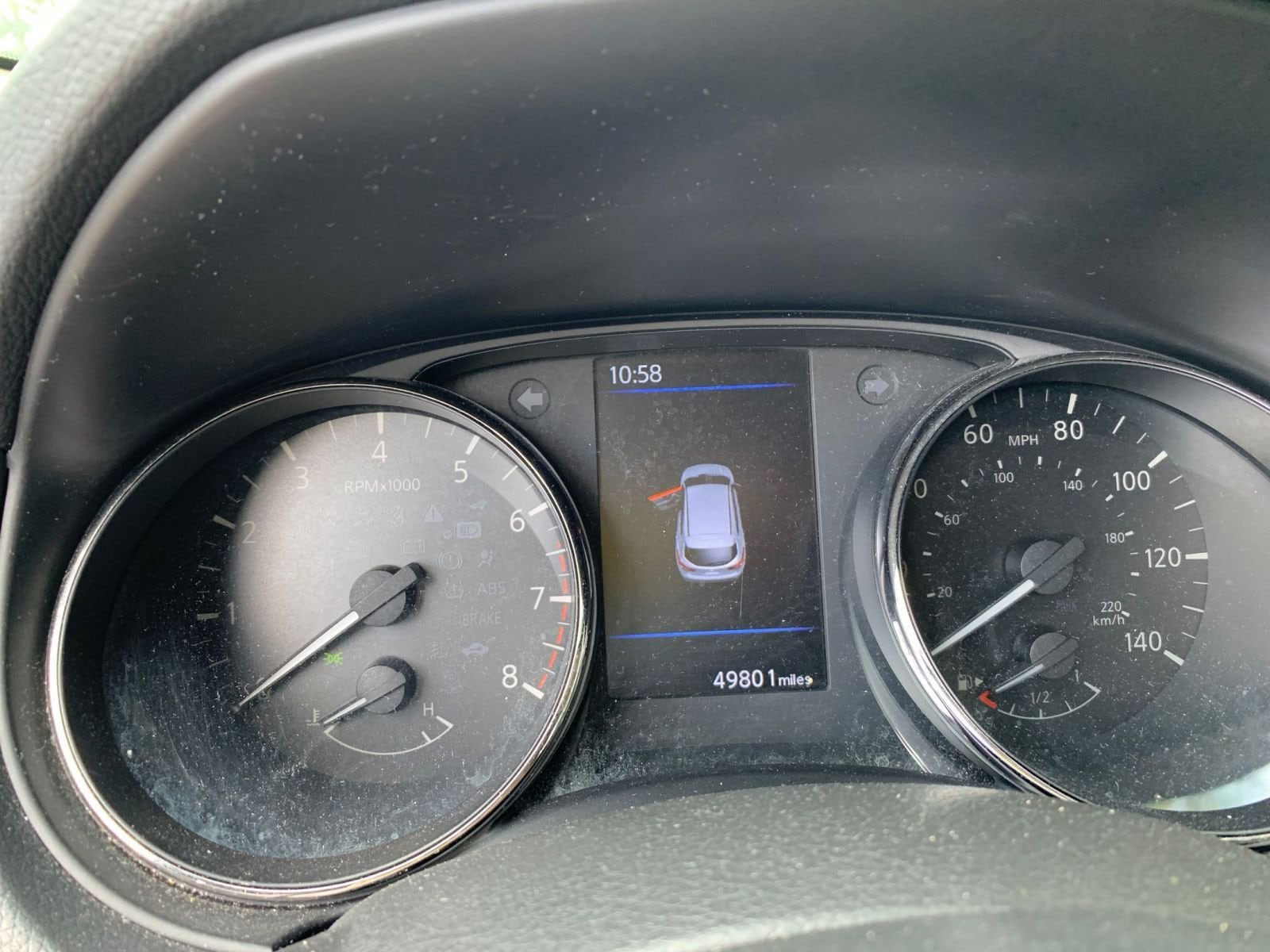 2022 Nissan Rogue Sport SV 9