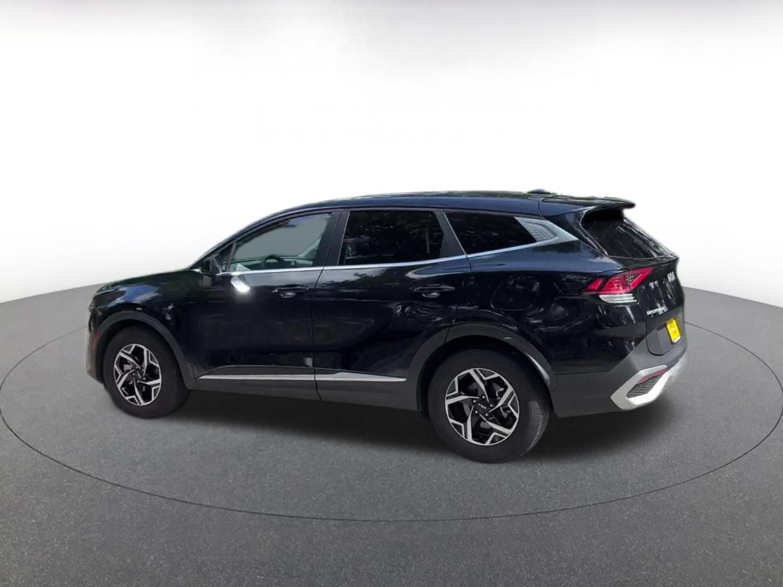 Thumbnail: 2025 Kia Sportage - 10