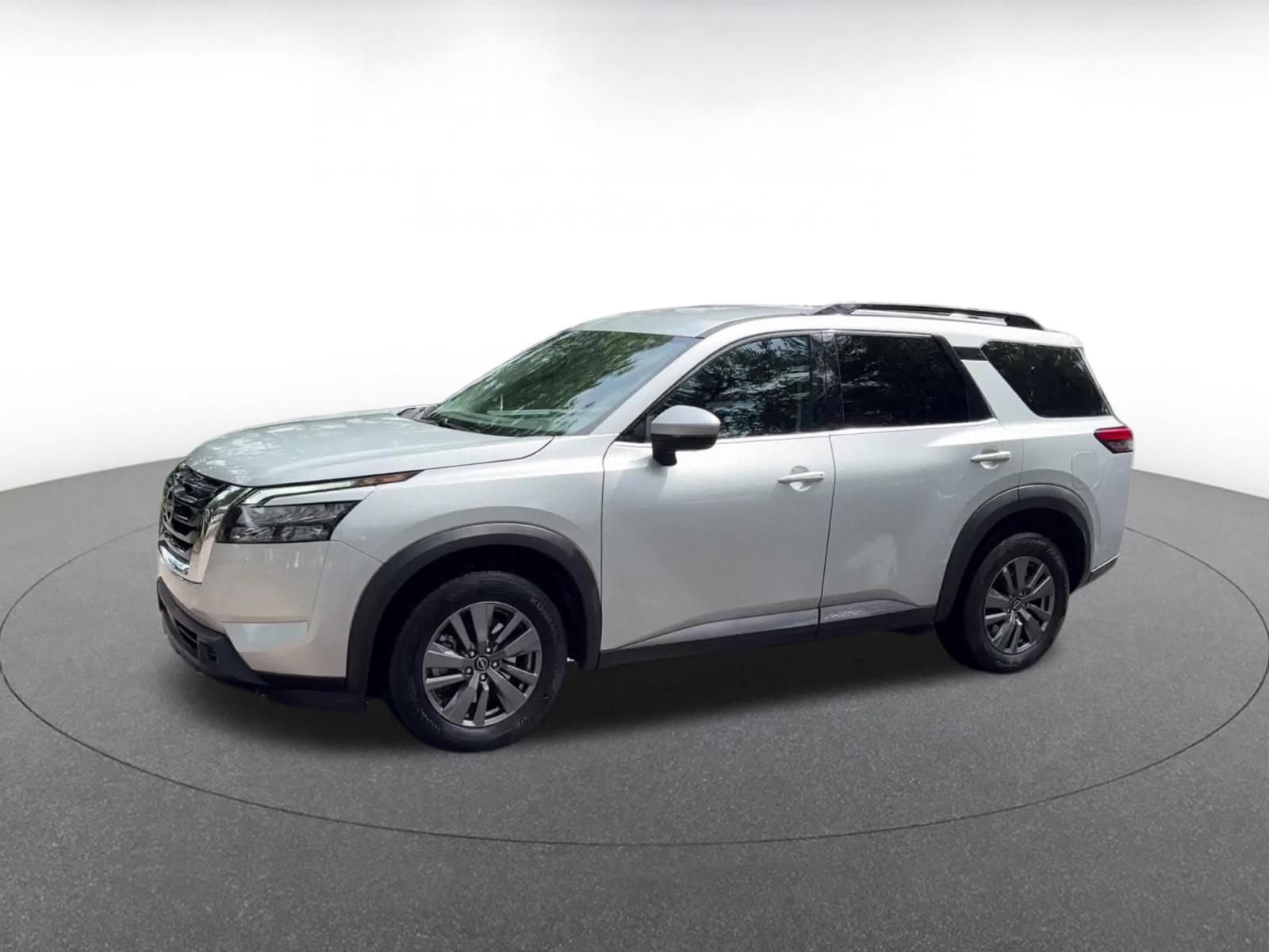 Thumbnail: 2025 Nissan Pathfinder - 8