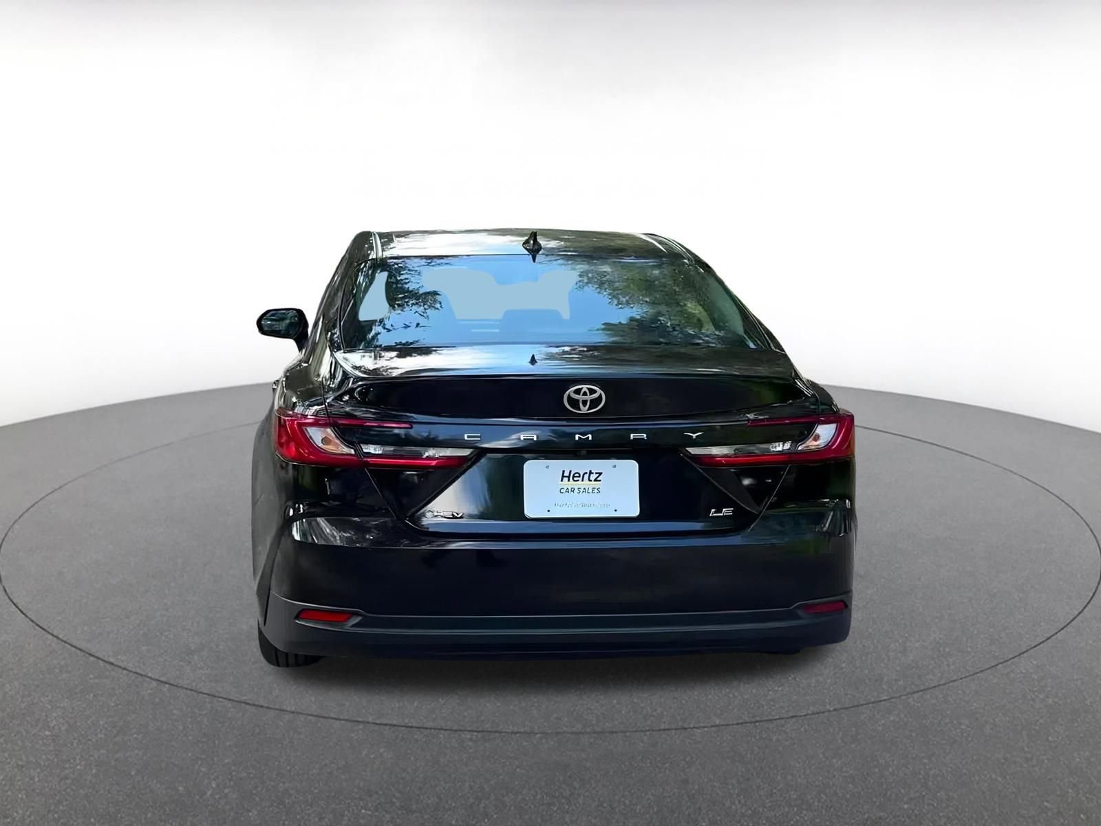 Thumbnail: 2025 Toyota Camry - 12