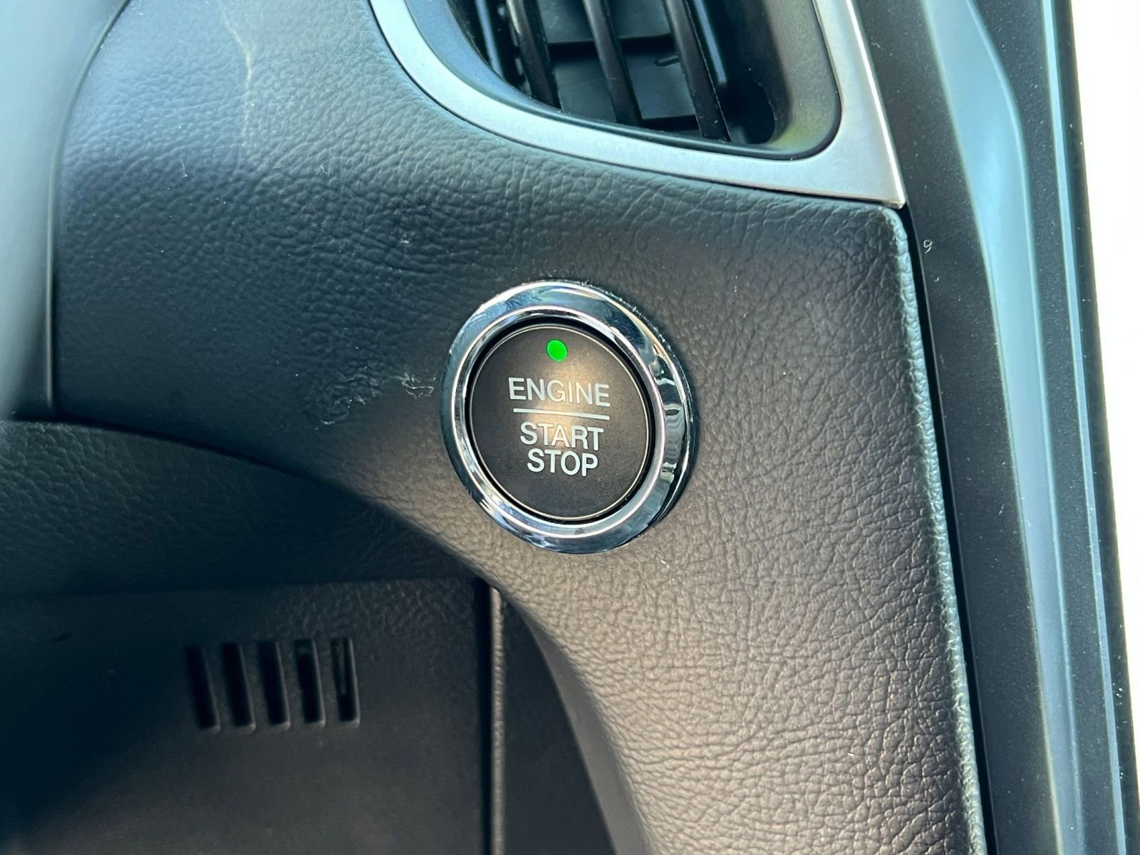 Thumbnail: 2024 Ford Edge - 21