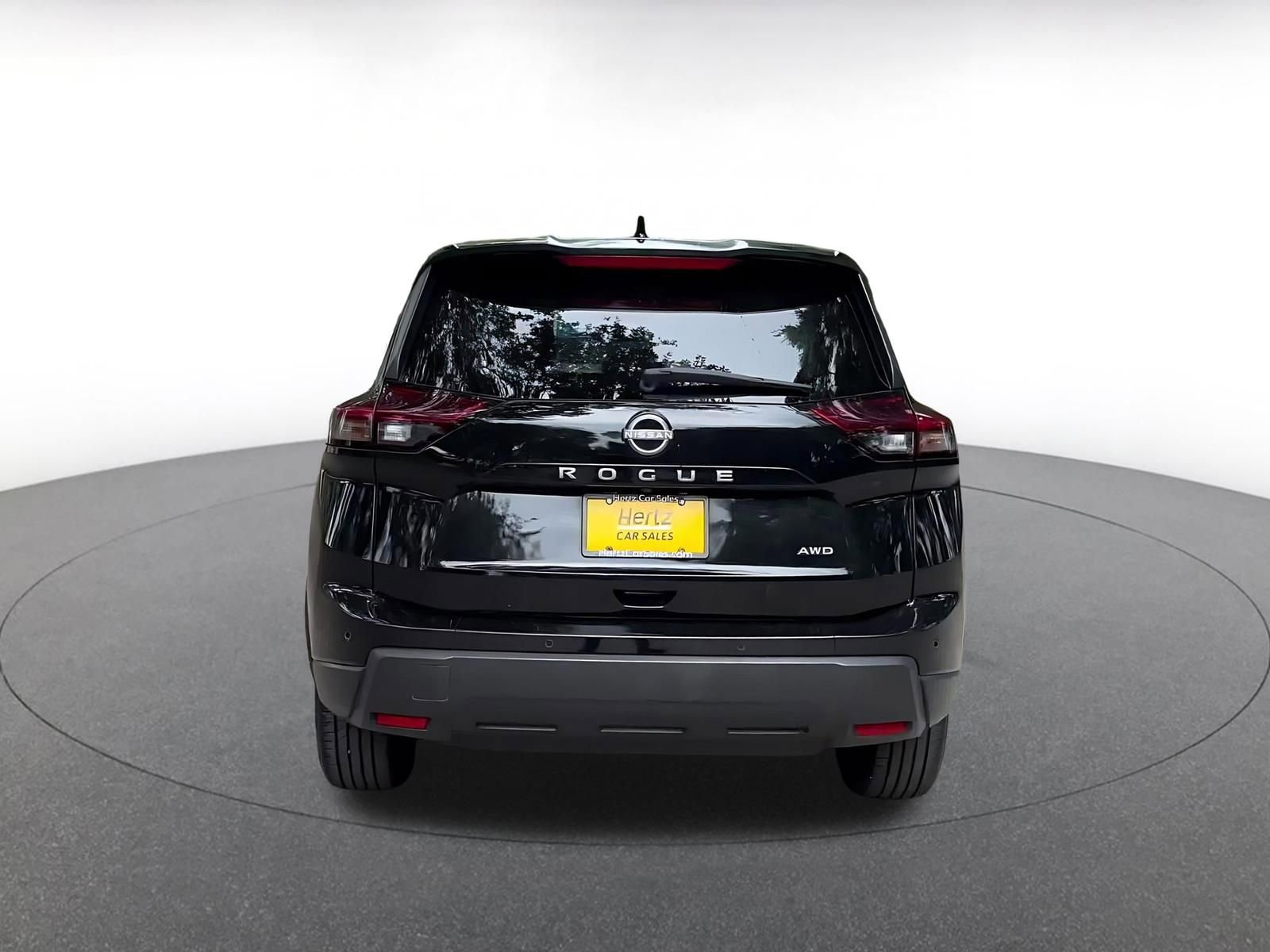 Thumbnail: 2025 Nissan Rogue - 12