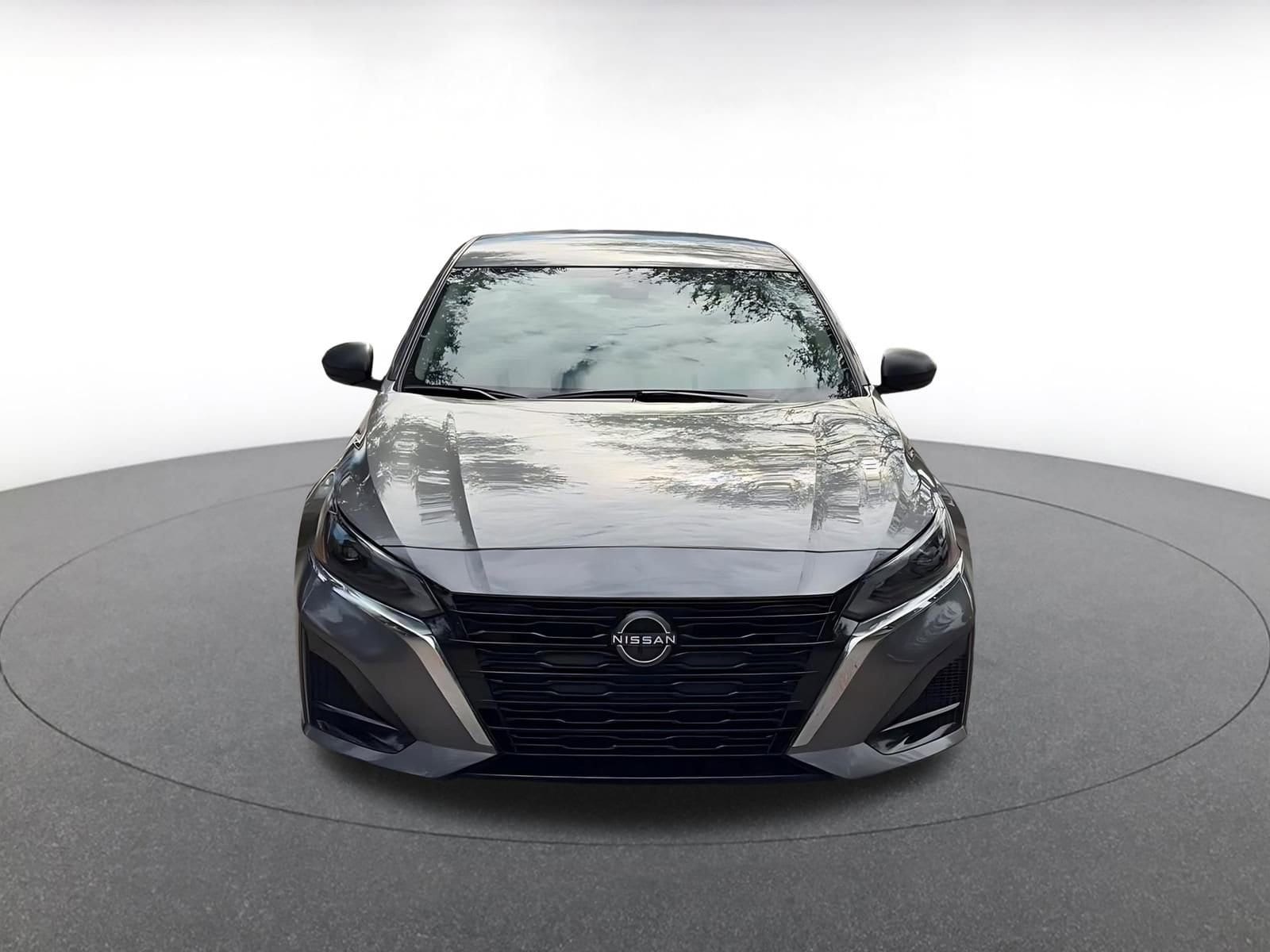 Thumbnail: 2025 Nissan Altima - 4