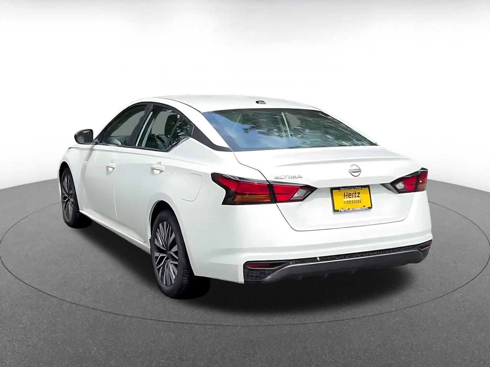 Thumbnail: 2026 Nissan Altima - 11