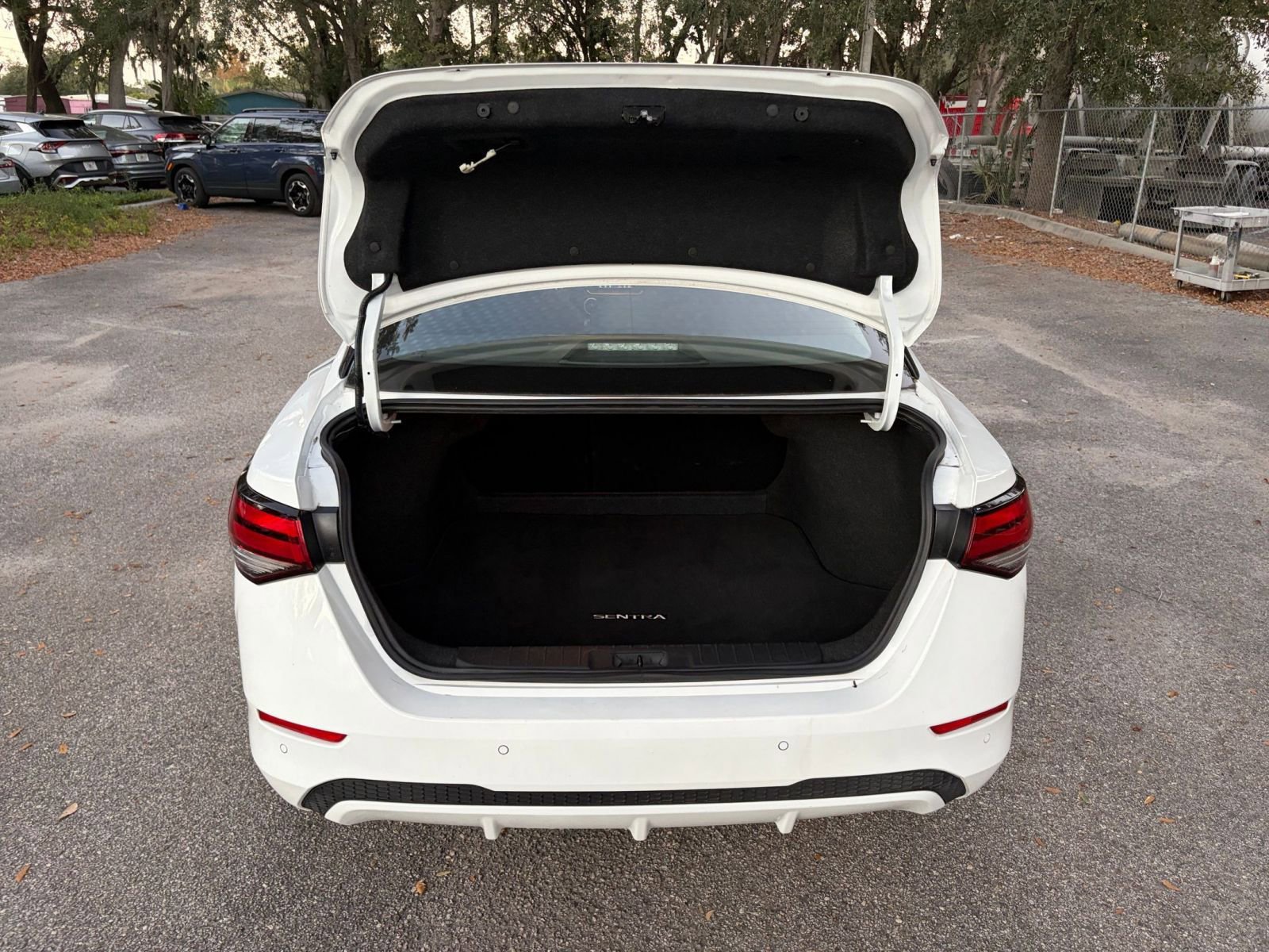 Thumbnail: 2025 Nissan Sentra - 24