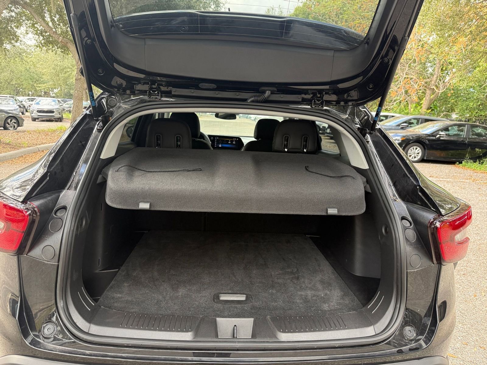 Thumbnail: 2025 Chevrolet Trax - 24