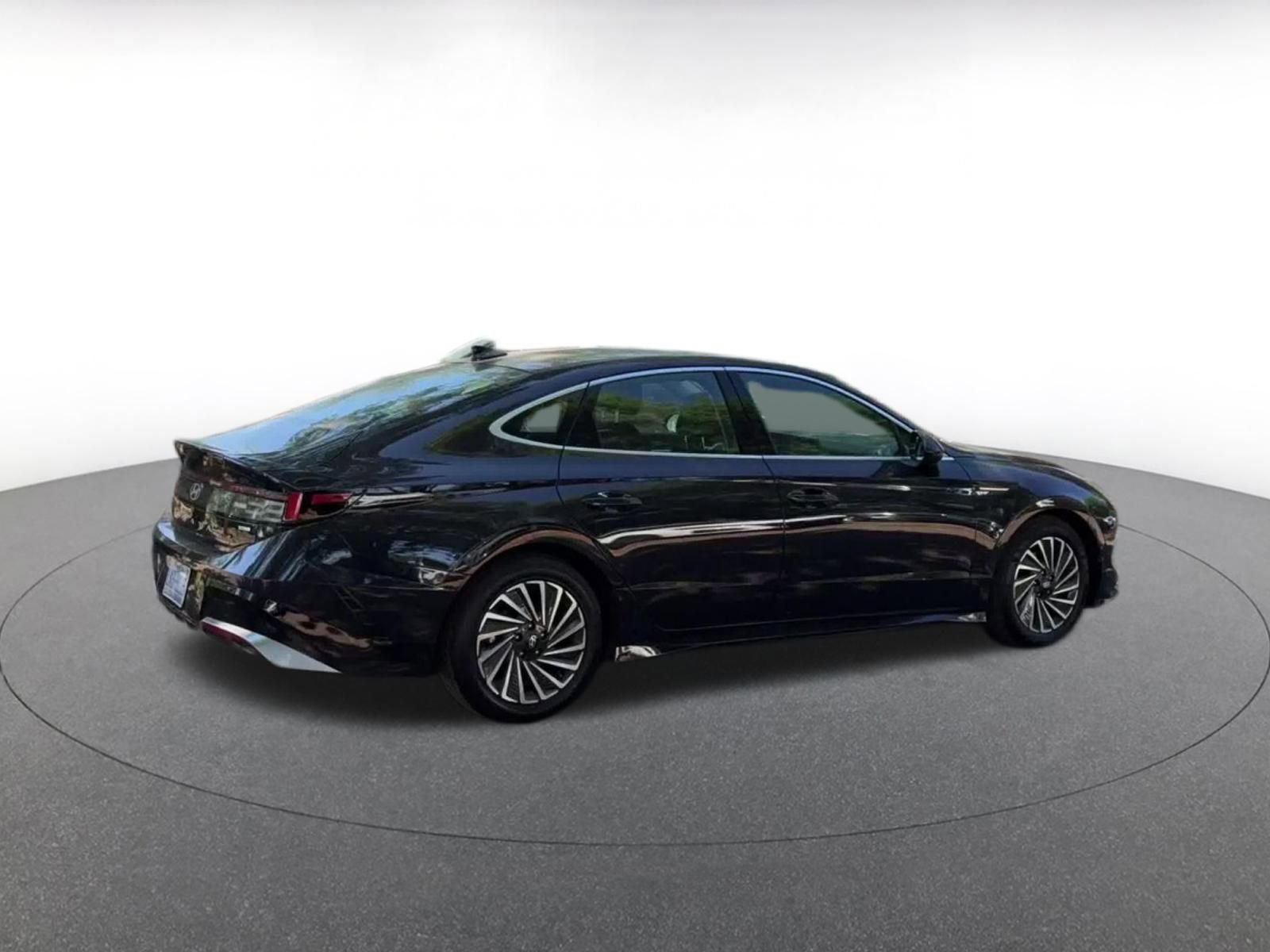 Thumbnail: 2025 Hyundai Sonata - 15