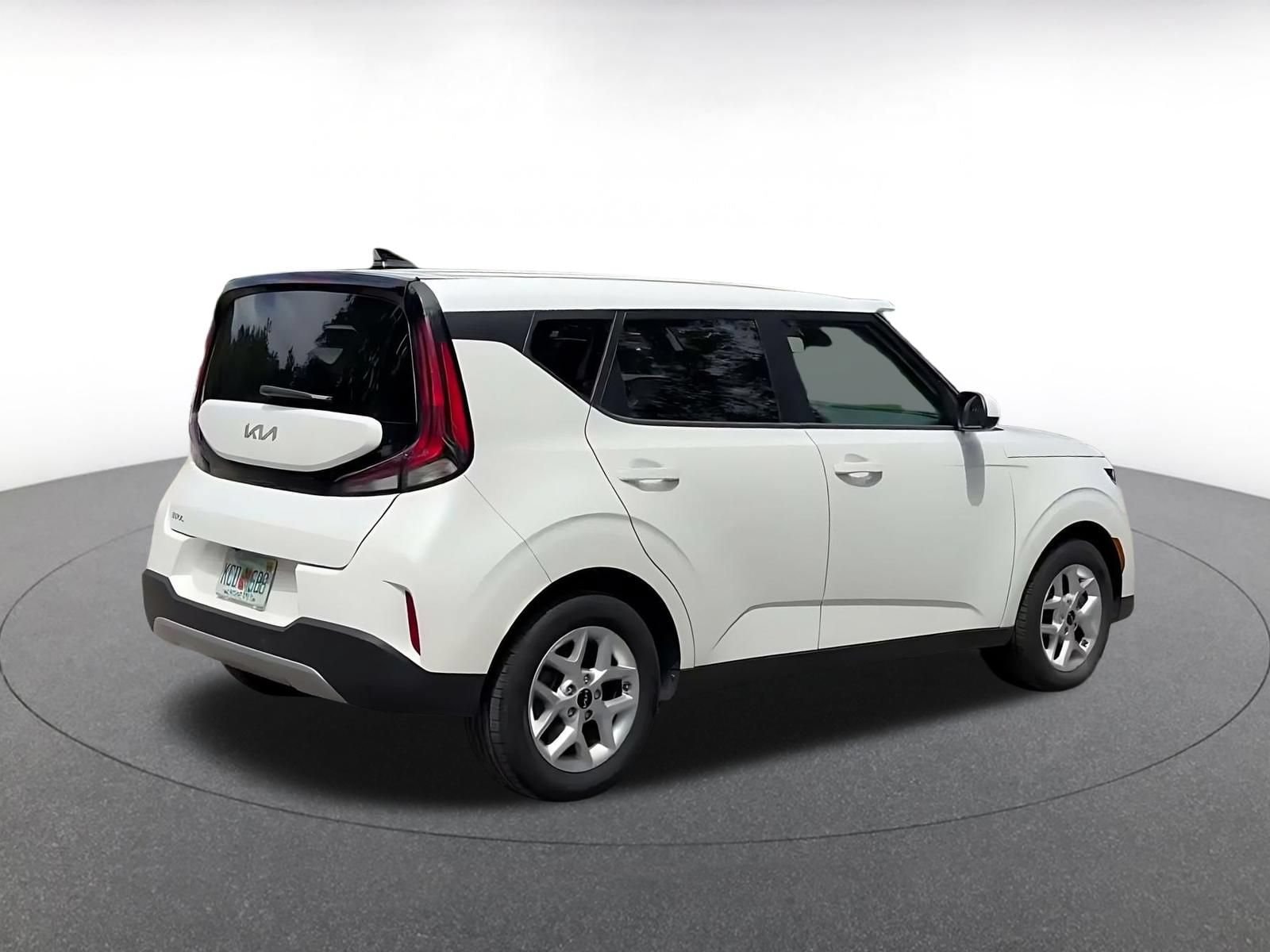 Thumbnail: 2025 Kia Soul - 11