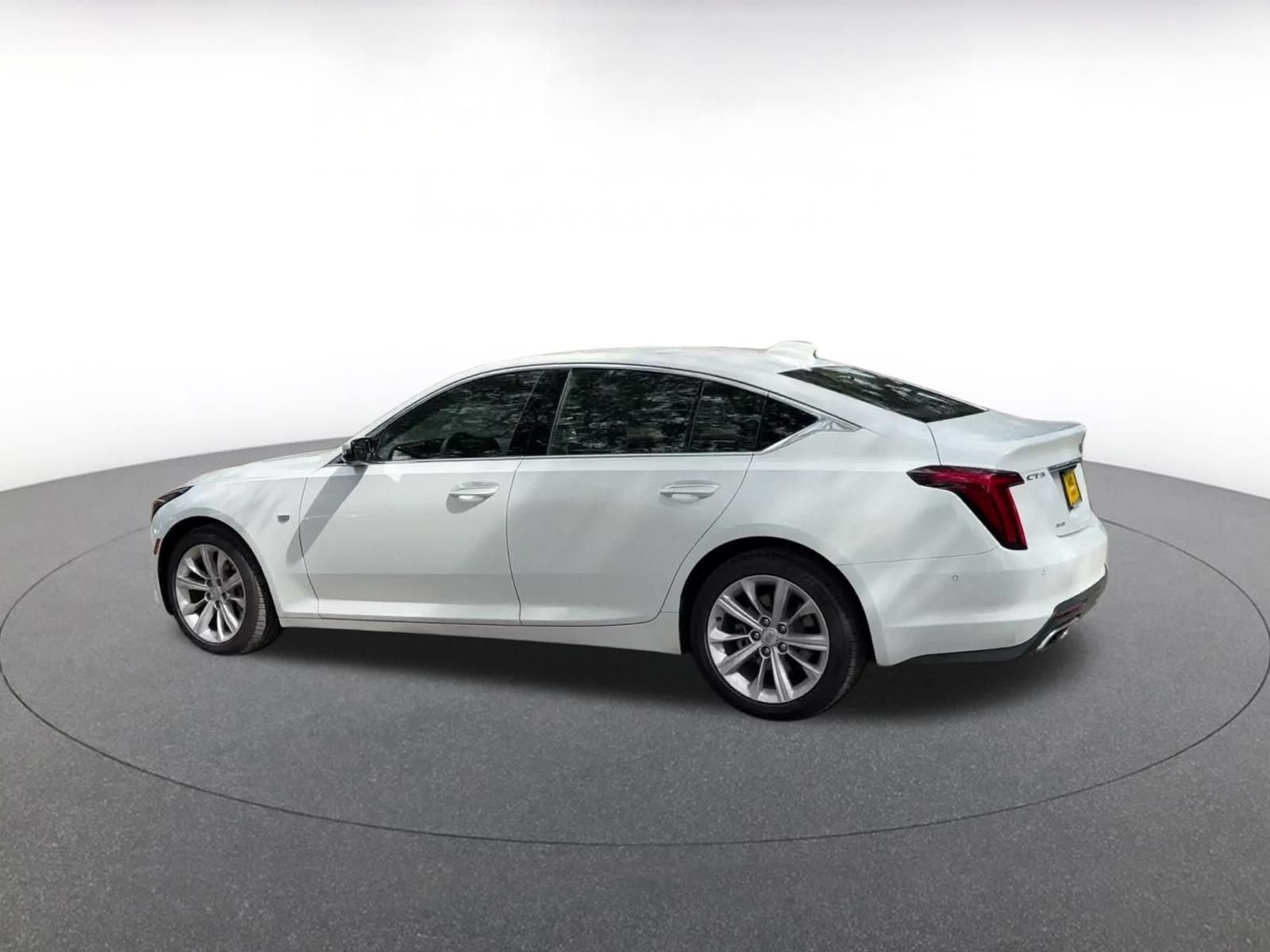 Thumbnail: 2026 Cadillac CT5 - 9