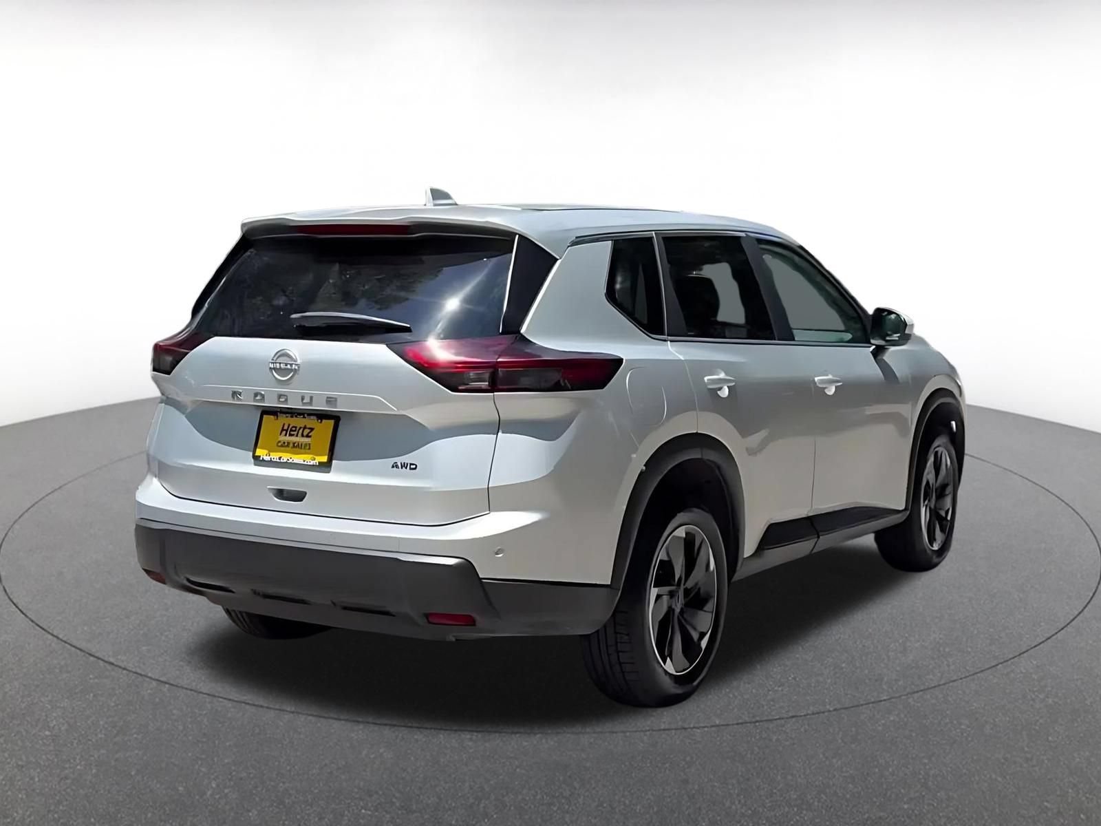 Thumbnail: 2025 Nissan Rogue - 14