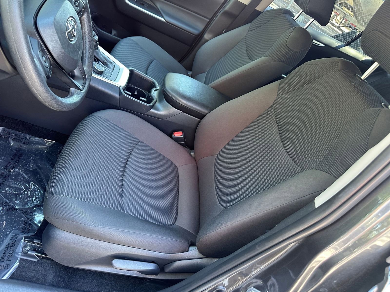 Thumbnail: 2025 Toyota RAV4 - 30