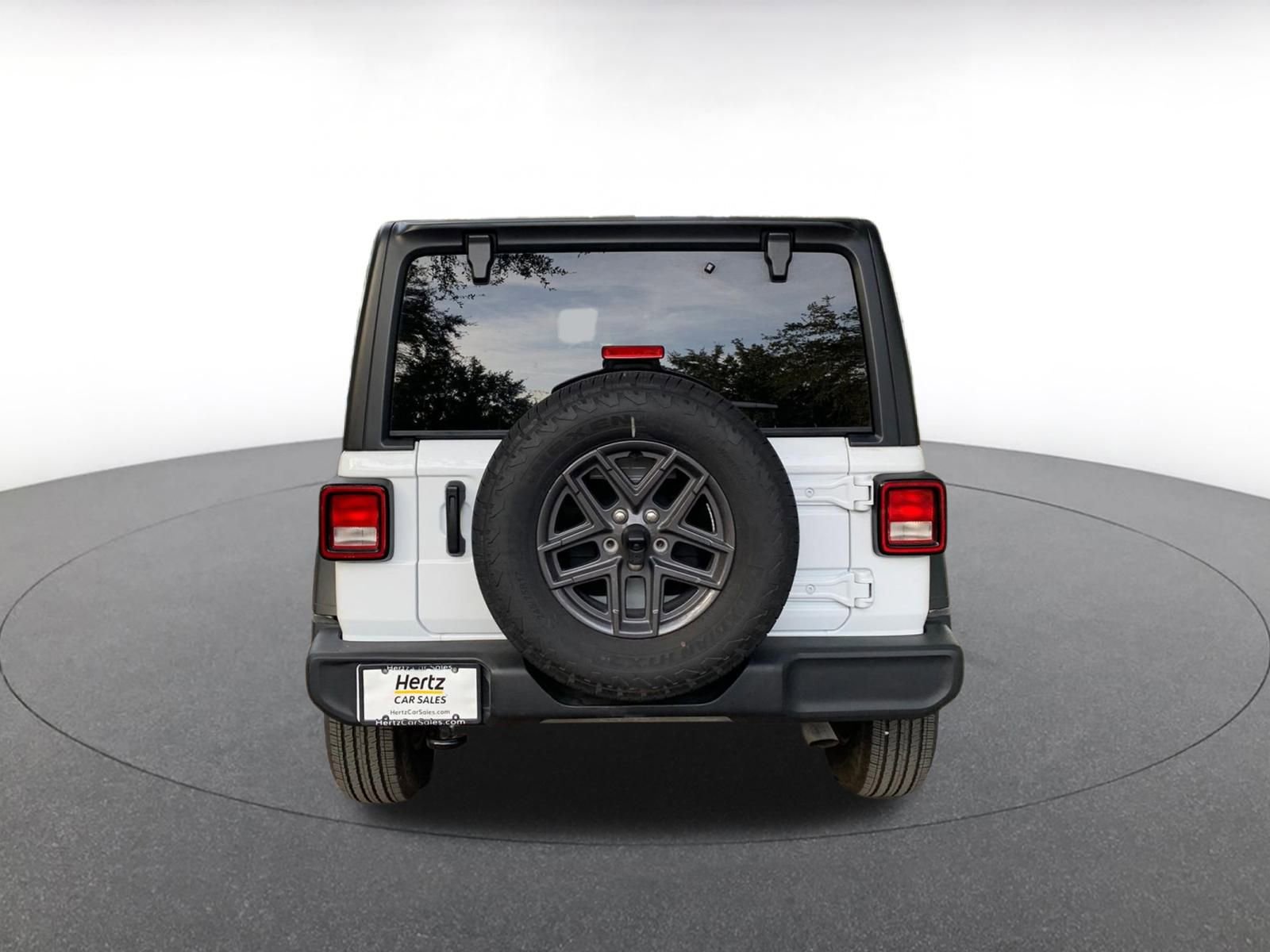 Thumbnail: 2025 Jeep Wrangler - 6