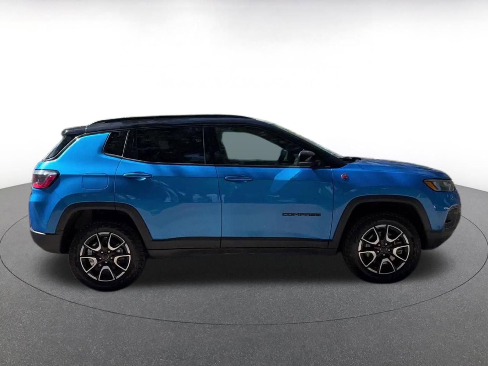 Thumbnail: 2025 Jeep Compass - 16