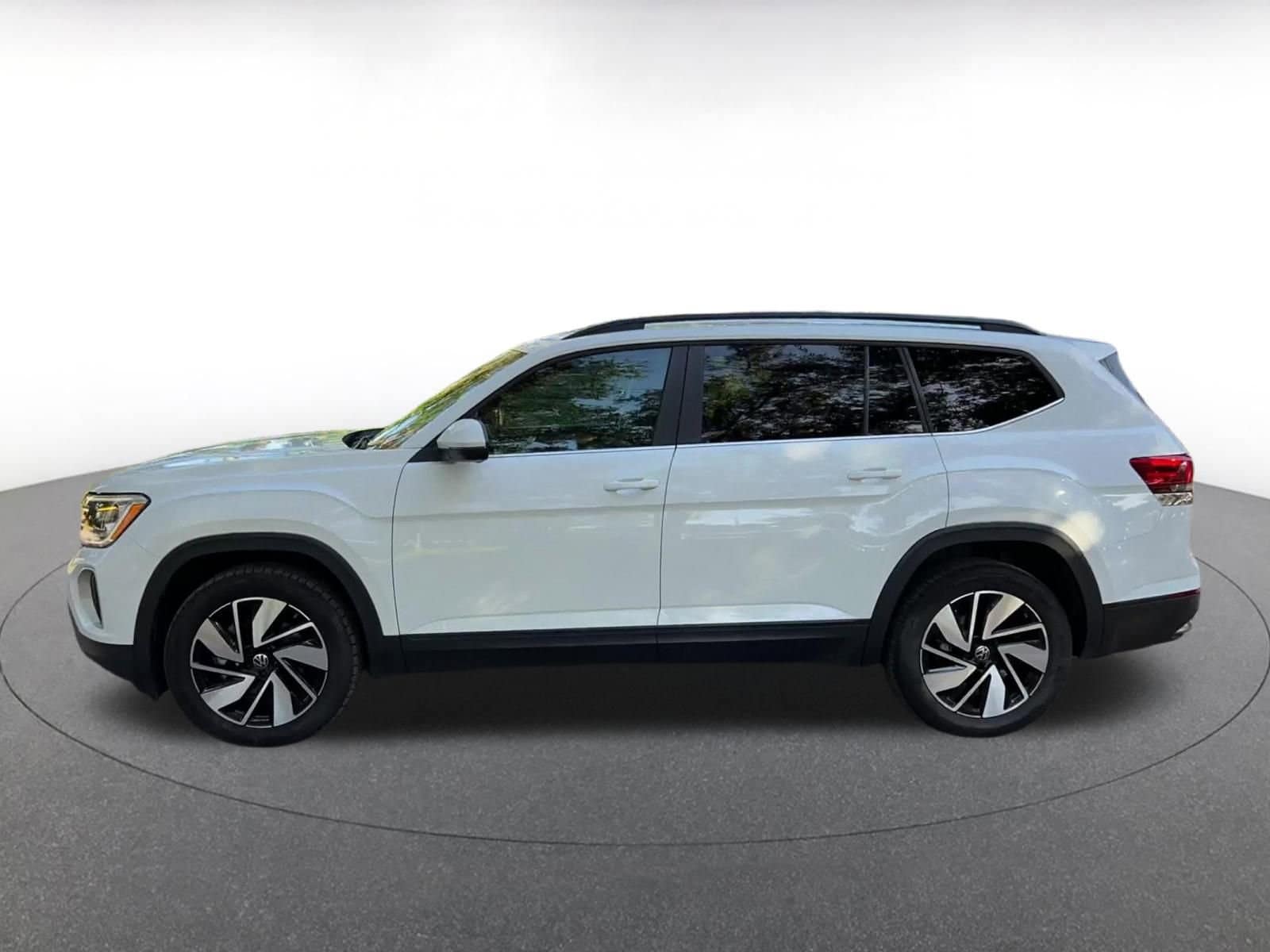 Thumbnail: 2025 Volkswagen Atlas - 9