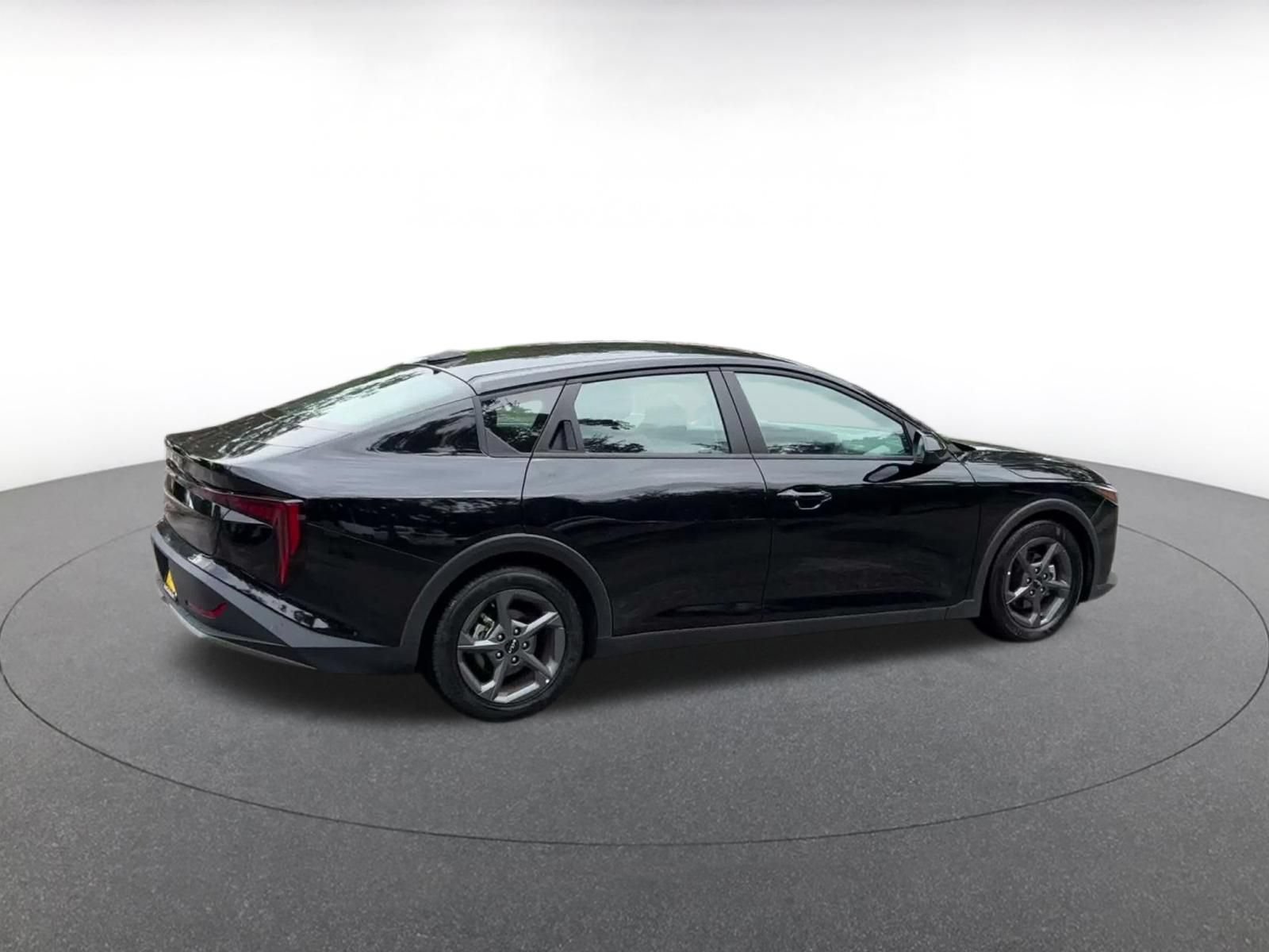 Thumbnail: 2025 Kia K4 - 14