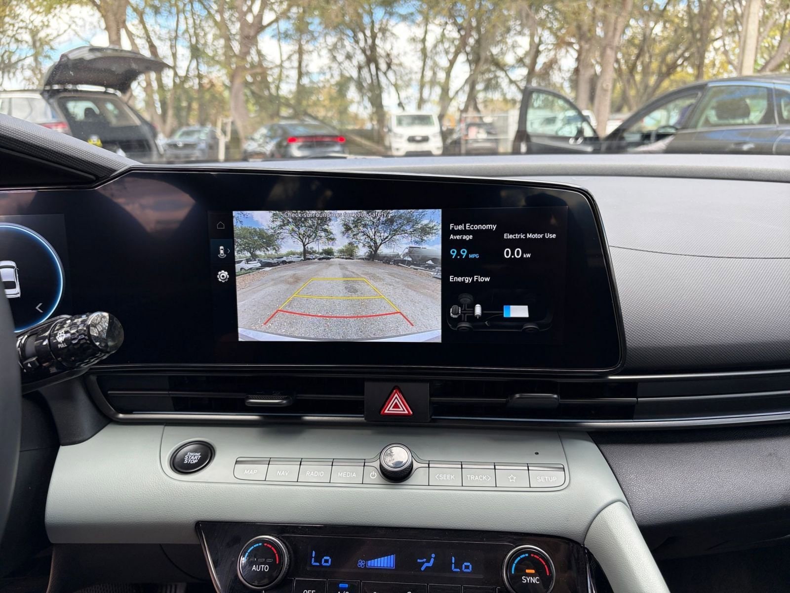 Thumbnail: 2025 Hyundai Elantra - 17