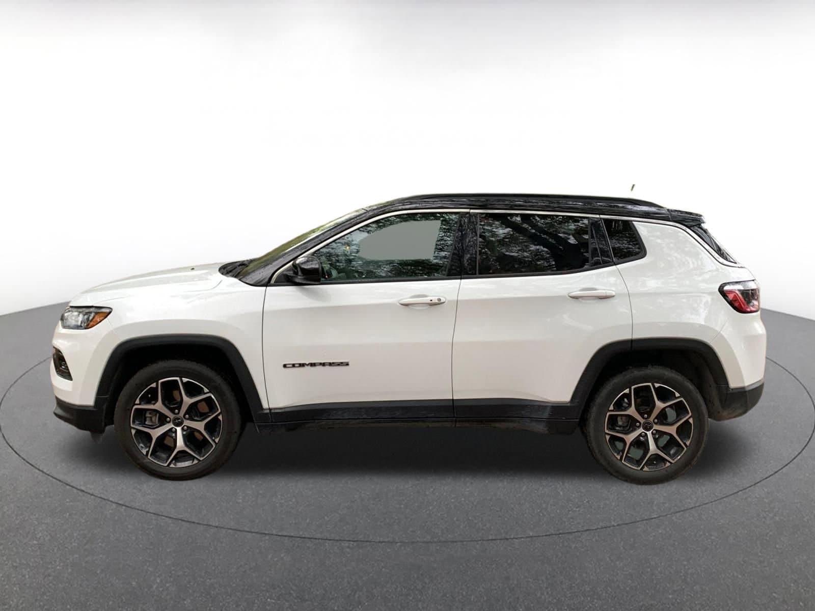 Thumbnail: 2025 Jeep Compass - 4