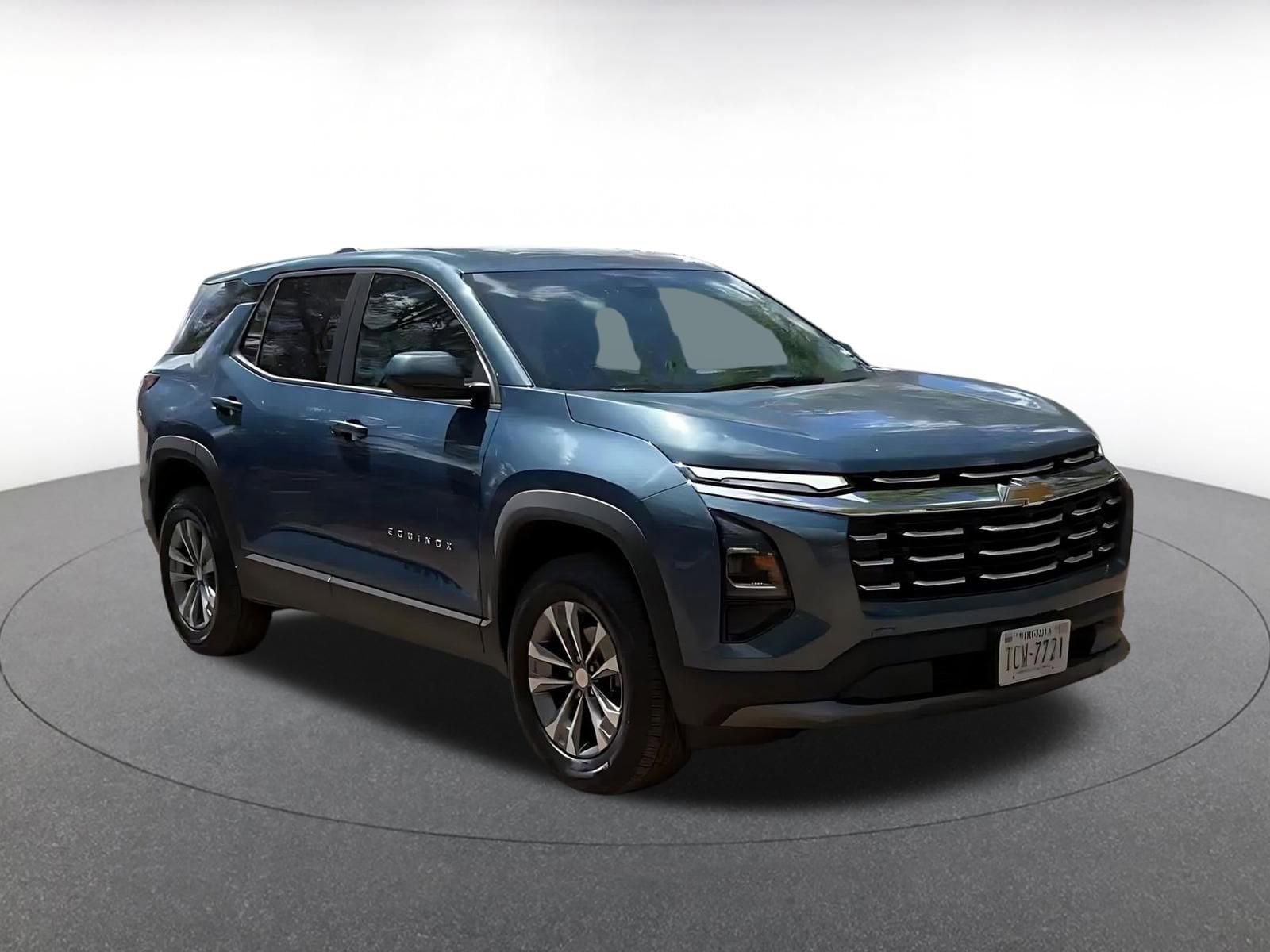 Thumbnail: 2025 Chevrolet Equinox - 3