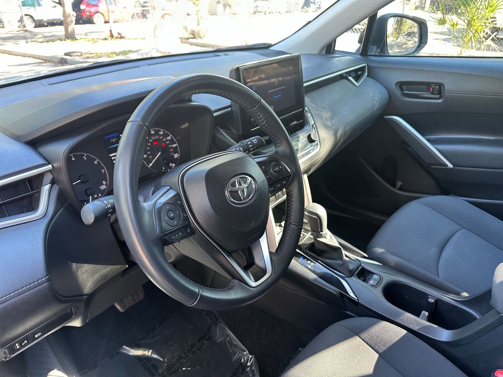 Thumbnail: 2025 Toyota Corolla Cross - 28