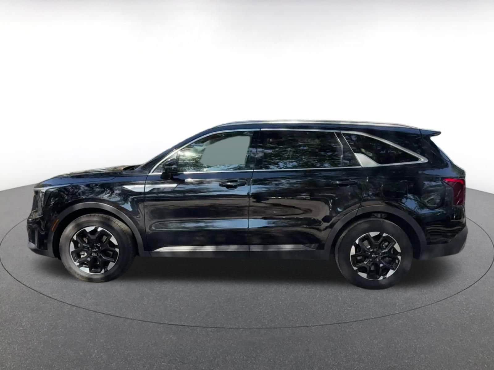 Thumbnail: 2024 Kia Sorento - 9