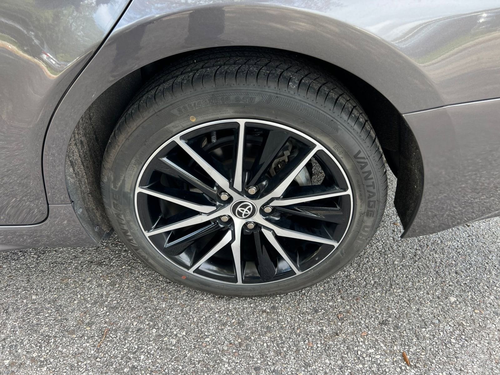 Thumbnail: 2023 Toyota Camry - 23