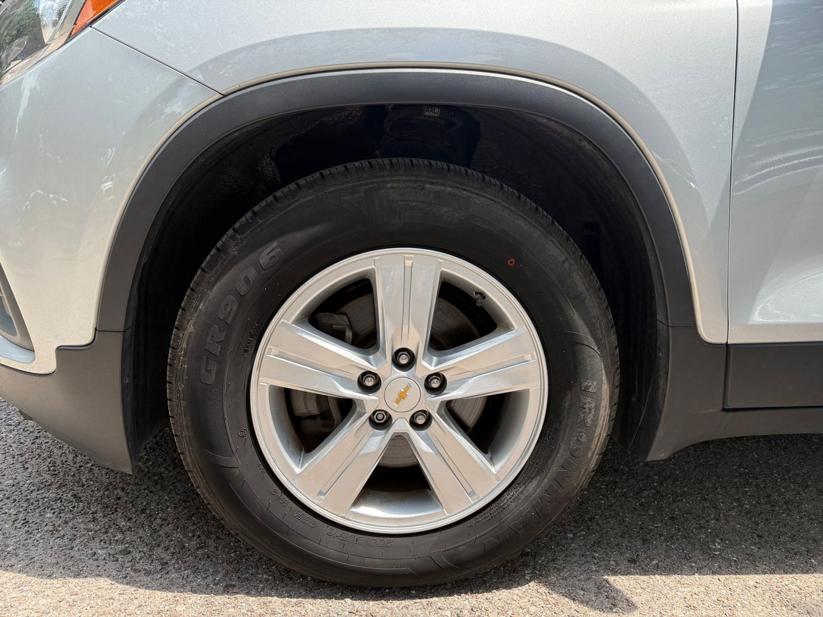 Thumbnail: 2020 Chevrolet Trax - 23