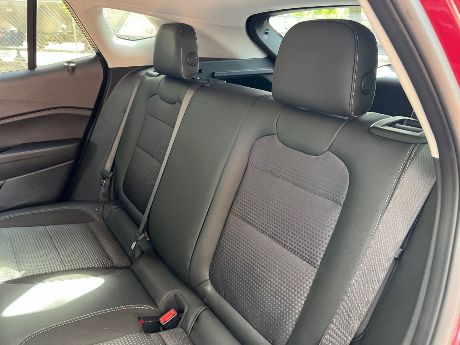 Thumbnail: 2025 Chevrolet Trax - 33