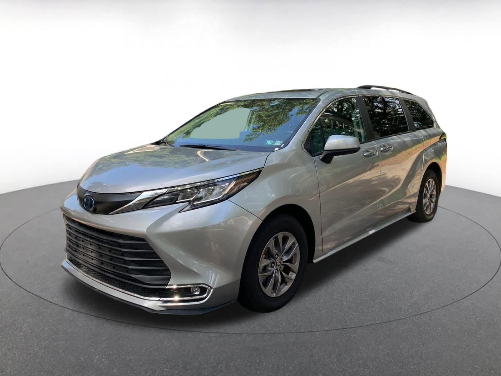 2023 Toyota Sienna XLE 7