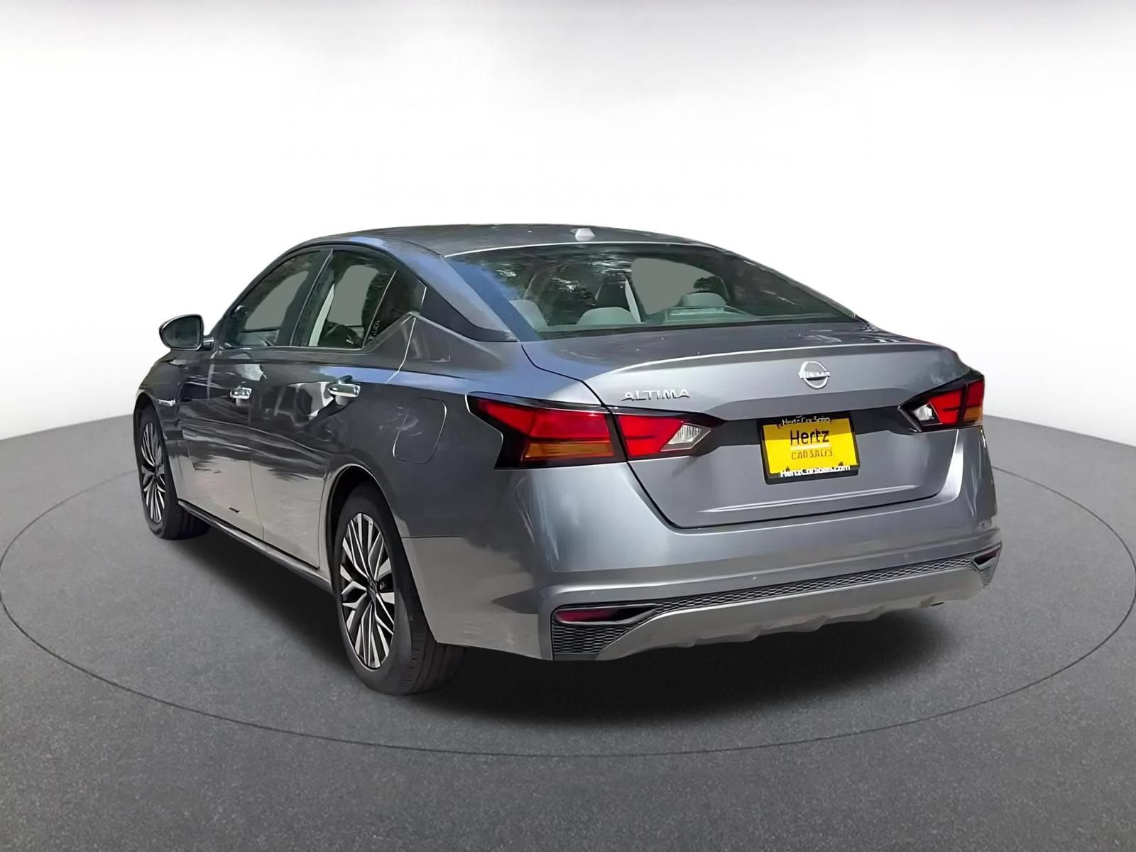Thumbnail: 2025 Nissan Altima - 11