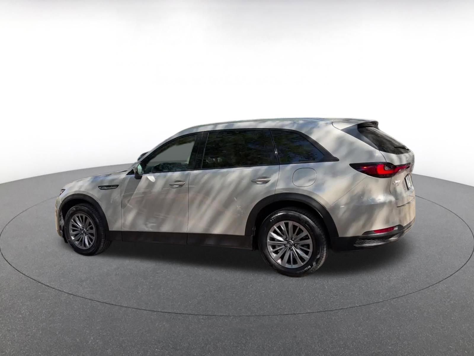 Thumbnail: 2025 Mazda CX-90 - 10