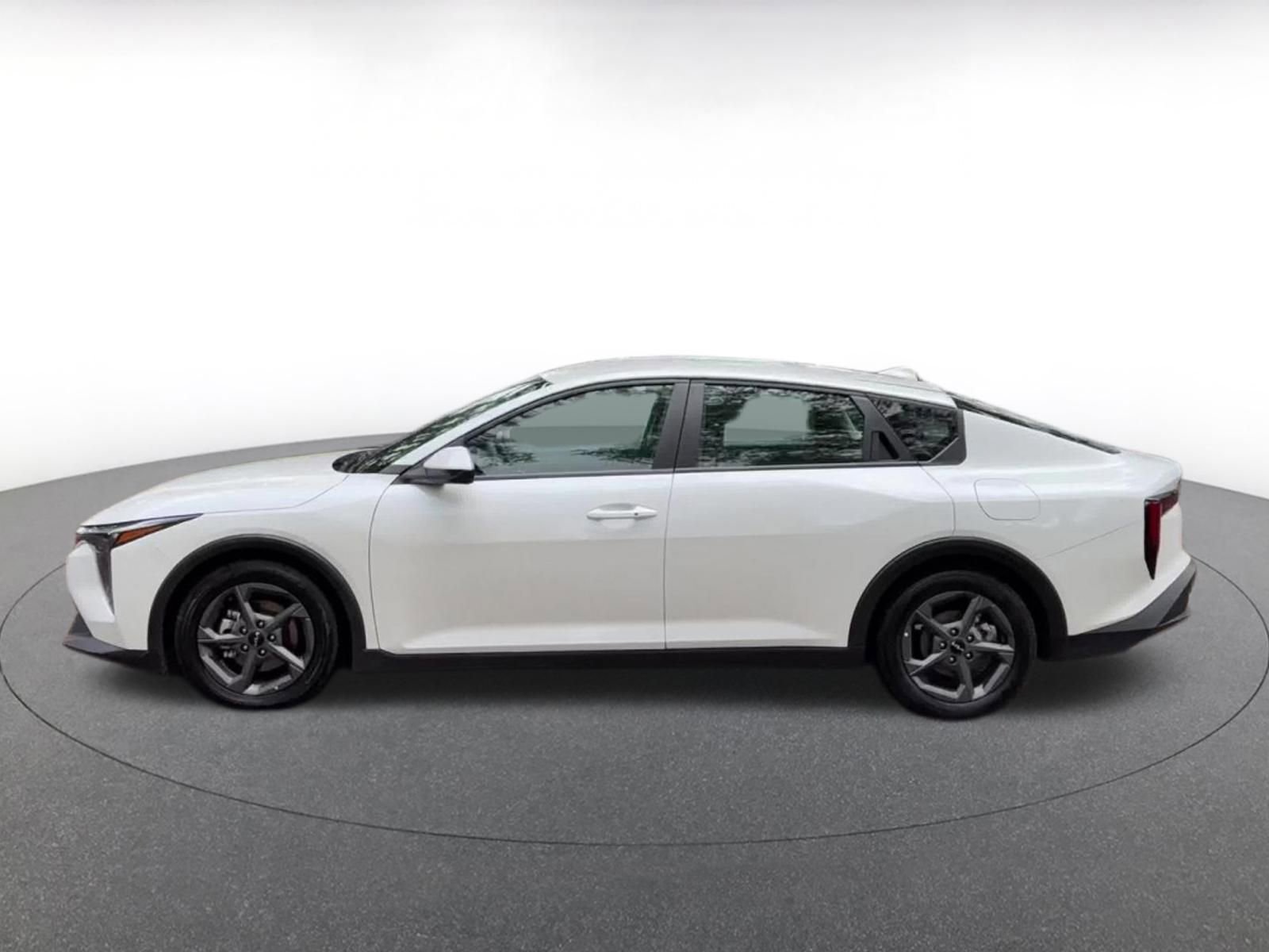 Thumbnail: 2025 Kia K4 - 9