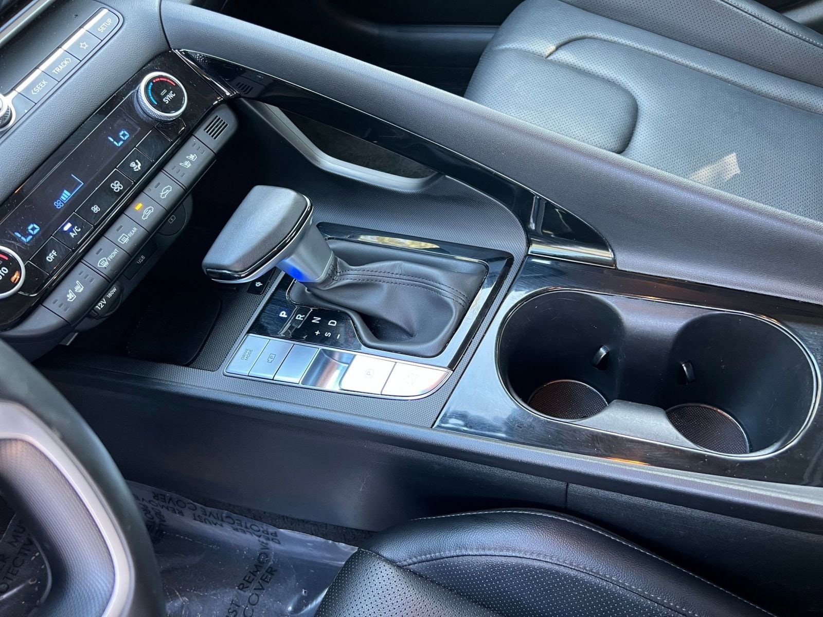 Thumbnail: 2025 Hyundai Elantra - 35