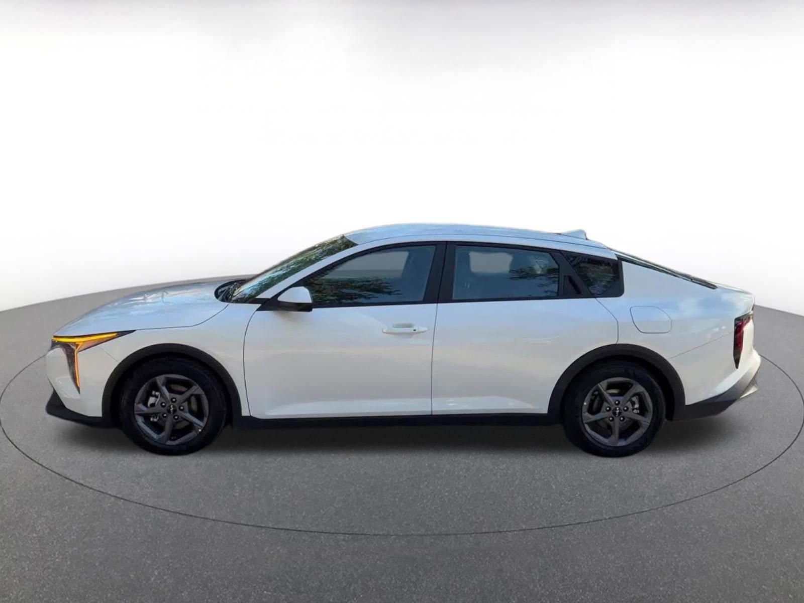 Thumbnail: 2025 Kia K4 - 9