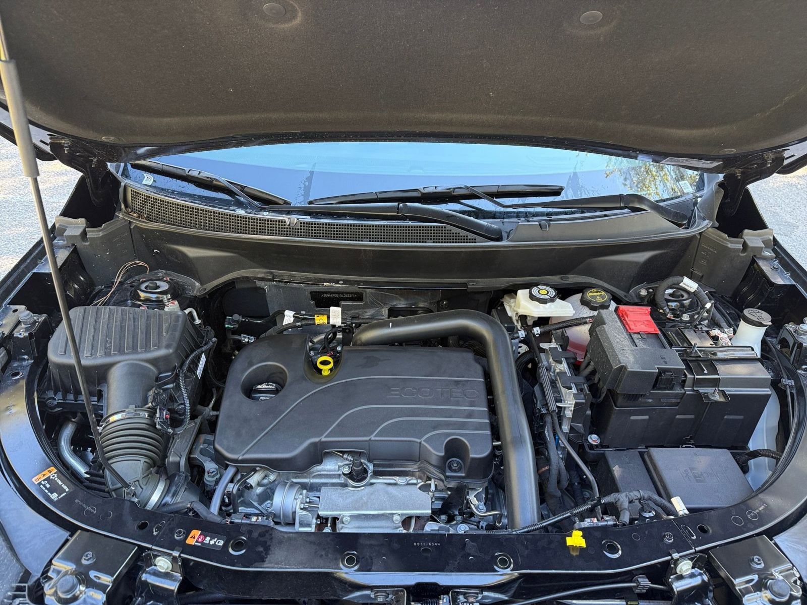 Thumbnail: 2025 Chevrolet Equinox - 25